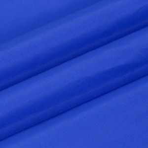 Nylon pur 70D Taslan extérieur résistant à l'eau enduit respirant léger coupe-vent tissé <span class=keywords><strong>tissu</strong></span> en microfibre - Product Image 2