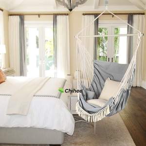 <span class=keywords><strong>XXL</strong></span> Soft Swing Chair <span class=keywords><strong>Hamac</strong></span> avec repose-pieds Barre d'épandage durable Design suspendu pour l'extérieur et l'intérieur Produit vendu en gros - Product Image 4