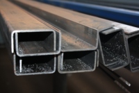 Viga de Acero Galvanizado en Forma de C, Canal Estructural con Servicios de Corte y Soldadura para Construcción, Estructuras Metálicas