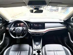 Skoda Octavia Premium 2020, Auto Usado, Volante a la Izquierda, 5 Asientos, Sedán, Autos de Gasolina de Alta Velocidad, Auto de <span class=keywords><strong>Segunda</strong></span> <span class=keywords><strong>Mano</strong></span> - Product Image 5