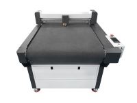 Máquina cortadora de cama plana de papel de alimentación al vacío FC7090U con dos cabezales de corte Kiss/Full/Creasing Flatbed Cutting Machine