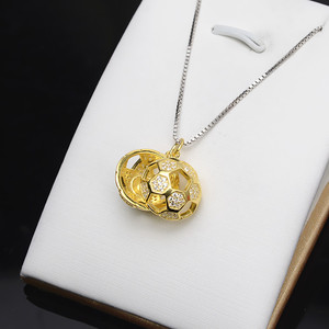 Muses Jewels Vente en gros de bijoux raffinés pour femmes, Pendentif cage en argent sterling S925 à thème football, Accessoires de perles DIY - Product Image 3
