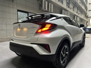 <span class=keywords><strong>Auto</strong></span> SUV Usate Toyota <span class=keywords><strong>C</strong></span>-<span class=keywords><strong>HR</strong></span> 2021 2.0L Luxury SUV - Product Image 4