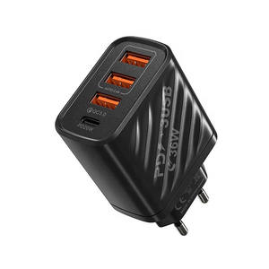 Bestseller 30W USB C Wand ladegerät mit <span class=keywords><strong>3</strong></span> USB PD 20W Schnell ladung für US/EU/UK Reise ladegerät mit OTP-Schutz - Product Image 2