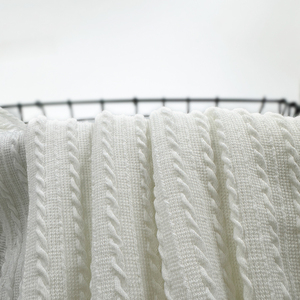 의류용 도매 브리티시 스타일 95% 폴리 5% 스판덱스 250Gsm 스웨터 드레스 니트 스트라이프 자카드 원단 - Product Image 3