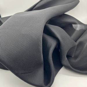 Tejido de Malla de Punto con Ojos Redondos Pequeños 100% Poliéster, Forro Suave Reciclado para Ropa Deportiva y Prendas, Transpirable para Uso en Exteriores - Product Image 1