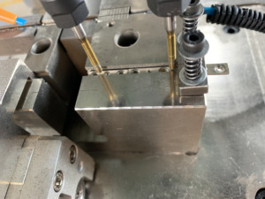 Easy Maintenance Automatic Thread Tapping Equipment High Efficiency for <b>Mini</b> Hardware Batch Machining - Product Image 2