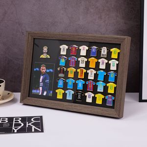 กรอบรูปโลหะลายเสื้อฟุตบอลเนย์มาร์ - ของขวัญสำหรับแฟนบอลในวันเกิดและวันรับปริญญา - Product Image 5