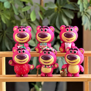 Orsetto Fragola Pazzo, Modello in PVC Fatto a Mano, Orsetto con Sedere Rosso Virale, Decorazione da Scrivania, Regalo, Bambola per Ragazze - Product Image 4