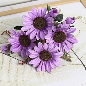Bouquets de tournesols artificiels, fausses <span class=keywords><strong>fleurs</strong></span> sauvages à 4 têtes pour la maison, mariage, printemps, <span class=keywords><strong>bouquet</strong></span> de mariée, bricolage, artisanat de jardin, décoration artistique - Product Image 5