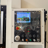 Mini tour CNC vertical VTC500, tour vertical de haute précision pour le travail de petites pièces
