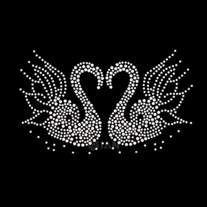 Sẵn Sàng Để Tàu Thiên Nga Rhinestone Chuyển Thiết Kế Pha Lê AB Động Vật Sắt Trên Rhinestone Chuyển Motif Cho Quần Áo - Product Image 5