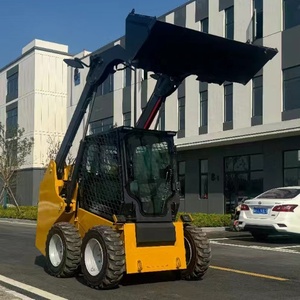 VR Training-Ready Skid Steer Loader avec Smart Controls Skid Steer Loader + 14-Attachment Bundle (Grappin/Débroussailleuse/Tarière) - Product Image 1
