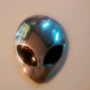 Emblema Metálico 3D de Alienware con Forma de Cabeza de Extraterrestre y OVNI para Motocicleta, Calcomanía para Automóvil, Venta Caliente en <span class=keywords><strong>Amazon</strong></span> y Ebay - Product Image 2