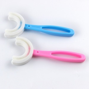 Chine usine prix <span class=keywords><strong>de</strong></span> gros 360 enfants <span class=keywords><strong>U</strong></span> <span class=keywords><strong>forme</strong></span> <span class=keywords><strong>brosse</strong></span> <span class=keywords><strong>à</strong></span> dents enfants <span class=keywords><strong>brosse</strong></span> <span class=keywords><strong>à</strong></span> dents <span class=keywords><strong>manuelle</strong></span> <span class=keywords><strong>en</strong></span> <span class=keywords><strong>forme</strong></span> <span class=keywords><strong>de</strong></span> <span class=keywords><strong>U</strong></span> bébé <span class=keywords><strong>brosse</strong></span> <span class=keywords><strong>à</strong></span> dents <span class=keywords><strong>en</strong></span> Silicone - Product Image 6
