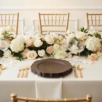 Assiettes de présentation rustiques marron de 13 pouces en faux bois massif avec bord festonné pour la décoration de Thanksgiving, de mariages et de fêtes