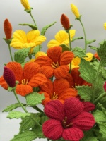 Bouquet de Campsis en Crochet Fait Main Exquis – Fleur Très Demandée pour Décoration Maison, Mariage et Fêtes