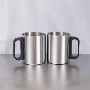 Stainless Steel Travel Mug With Modern Design and Vacuum Insulation - Product Image 4