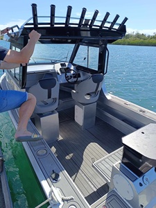 Yate de Pesca de Aluminio de <span class=keywords><strong>6</strong></span> <span class=keywords><strong>Metros</strong></span> con Cabina Media, Marca China Gospel, con Motor para Pesca en Agua Salada, en Venta - Product Image 3