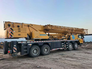 Grúa sobre Camión XCT60 de 60 Toneladas, Altura Máxima de 66.5m, 2450 KNm de Momento, Alta Capacidad de Carga para Construcción de Puentes y Portos, Energía Eólica - Product Image 2