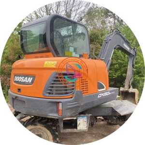 DOOSAN DX60 6TON Mini Pelle d'occasion en bon état Corée Prix bas Noyau Inclut Moteur Boîte de Vitesses Pompe à Engrenages Roulement PLC - Product Image 1