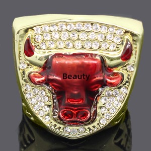 Anillo Conmemorativo del Campeonato de <span class=keywords><strong>Jordan</strong></span> de 1993 de <span class=keywords><strong>Chicago</strong></span>, Estilo Europeo y Americano, con Forma de Cabeza de Toro, de Aleación, Venta Directa de Fábrica - Product Image 1