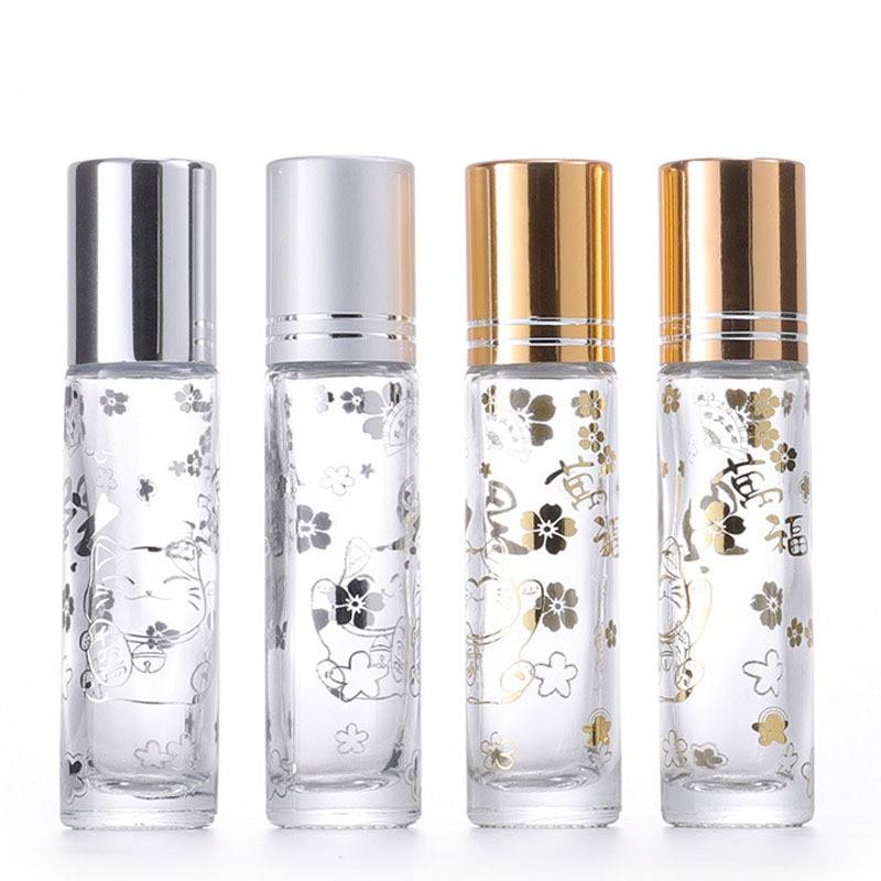 ขวดใสพร้อมฝาสีเงิน