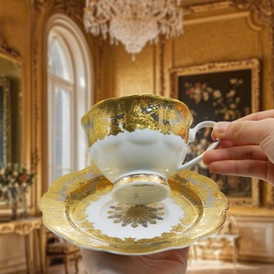 Tasses à thé et théières en céramique en gros pour restaurants – Style nordique, bord doré, luxe vintage - Product Image 4