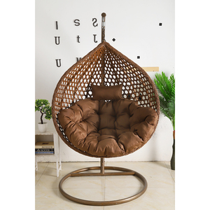 Commercio all'ingrosso Design personalizzato giardino esterno balcone mobili da soggiorno in vimini Rattan dondolo pendente uovo <span class=keywords><strong>Pod</strong></span> sedia con supporto - Product Image 5