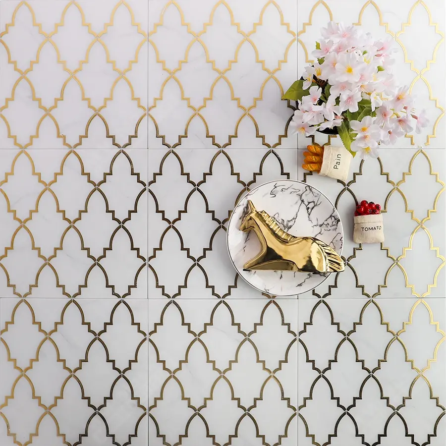 Proyek Lorong Hotel Mewah Kamar Mandi Kamar Mandi Foshan 200X200Mm Pola Perisai Emas Putih Porselen Ubin Maroko Dinding dan Lantai