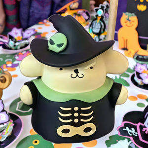 Auténtico nuevo producto San Rioo familia Wansheng travesuras serie nocturna caja ciega hecha a mano Yugui perro PVC ornamento regalo - Product Image 2