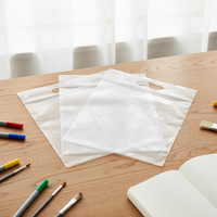 Sac en plastique de haute qualité, imprimé sur mesure, réutilisable, portable, avec poignée découpée, scellé en PE, pour l'emballage