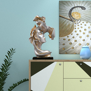 Mystic Arts Resin Couple Sculpture Gold Silver European Style Home Decor Figure 7128F - Product Image 3