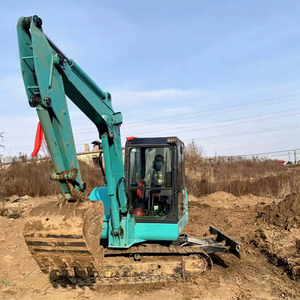 Excavatrice sur chenilles hydraulique Kobelco SK60 d'occasion, modèle 2024, 6 tonnes, bon état, pour construction, agriculture, terrassement, moteur, pompe, boîte de vitesses - Product Image 1
