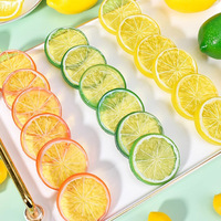 Levensechte gesimuleerde citroenschijfje, kunstmatige fruitversiering, citroenschijfje voor interieurdesign
