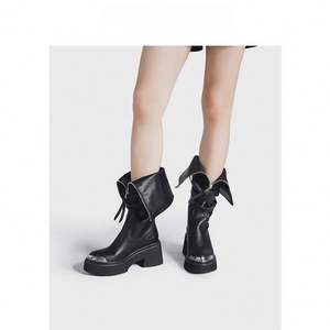 Botas de mujer enanas con hebilla de metal recién llegadas botas de mujer al por mayor botas de desierto de invierno con plataforma - Product Image 3