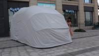 NOUVEAU Abri d'auto pliant automatique pour la maison Auvent d'extérieur avec écran solaire pour garage mobile Auvent de stationnement rétractable simple