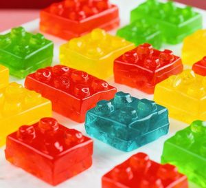 Caramelos de Goma Dura con Sabor a Frutas en Forma de Bloques 3D con Relleno en Bolsa, Caramelos de Gelatina Halal - Product Image 1