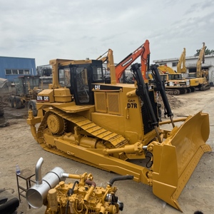 รถดันดิน Caterpillar D7R มือสอง ปี 2020 รุ่นใบมีดเหล็กสีเหลือง มุมมองด้านหน้า อุปกรณ์ก่อสร้างงานหนัก พร้อมเครื่องยนต์และเกียร์ - Product Image 2