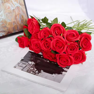 Flores Artificiales de Rosa para Decoración de Bodas, Flores Artificiales de Terciopelo para Decoración del Hogar, Decoración para el Día de San Valentín - Product Image 2