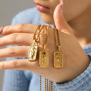 Damen Edelstahl <span class=keywords><strong>Tarot</strong></span>-Halskette 3D Geprägte Diamant Geometrische Anhänger Vergoldete Blumen-Sonnengöttin Halskette - Product Image 3