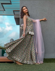 Ensemble de jupe Kurta en coton imprimé bloc à la main de super qualité avec plusieurs tailles disponibles ensemble de jupe à fleurs à vendre - Product Image 6