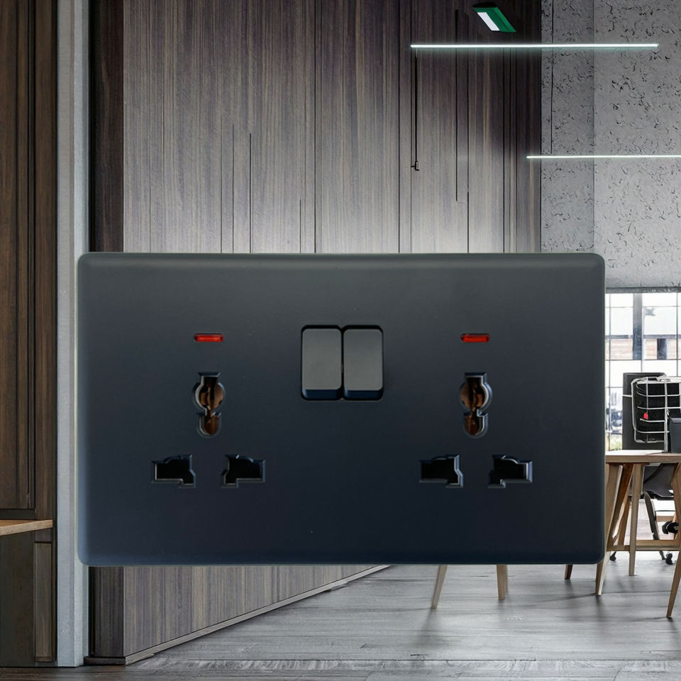 UK Standard 2 Gang 13A Universal Socket With 2 Position Single-Pole Switch With Light for Home