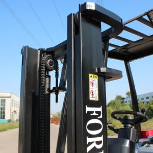 Chariot élévateur compact et agile, meilleur rapport qualité-prix, capacité de 3 tonnes pour la plateforme de chargement - Product Image 4