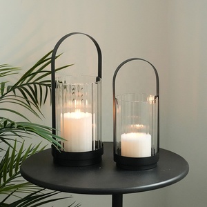 Thiết Kế Mới Màu Đen Handmade Hình Trụ Thủy Tinh Và Kim Loại Bão Đèn Lồng Với Lưới Bền Thân Thiện Với Môi Phục Sinh Sử Dụng Trong Nhà - Product Image 2