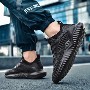 Chaussures de sport décontractées respirantes en maille pour hommes et femmes, nouvelle mode, antidérapantes, pour la course et la marche estivale, vente en gros directe usine - Product Image 6