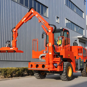Tondeuse multifonction autopropulsée sur roues de 175 CV avec cabine mobile - Product Image 3