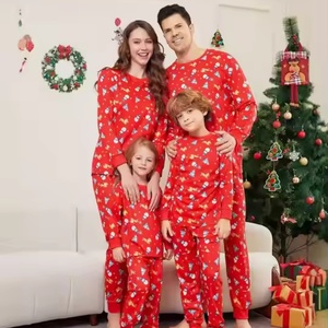 Venta al por Mayor de Ropa para el Hogar Navideña, Conjuntos de Pijamas Familiares Cálidos para Navidad - Product Image 2