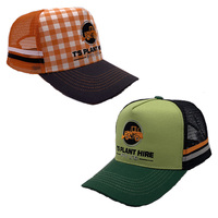 Gorra Trucker Personalizable de 5 Paneles, Moderna, de Malla, con Dos Rayas y Logotipo Bordado en 3D, para Uso en Exteriores