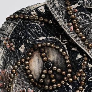 Veste en jean personnalisée à manches évasées, coupe courte, col rabattu, perles métalliques de <span class=keywords><strong>haute</strong></span> qualité, délavage acide, effet usé - Product Image 5